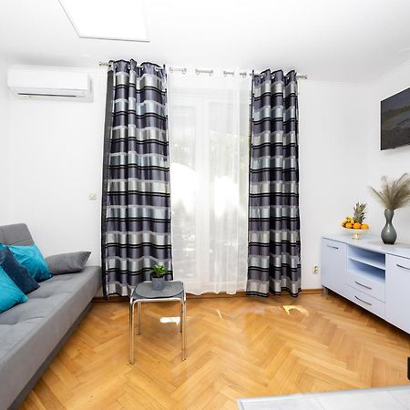 Apartment Paolo By The Beach Znjan Split Luaran gambar